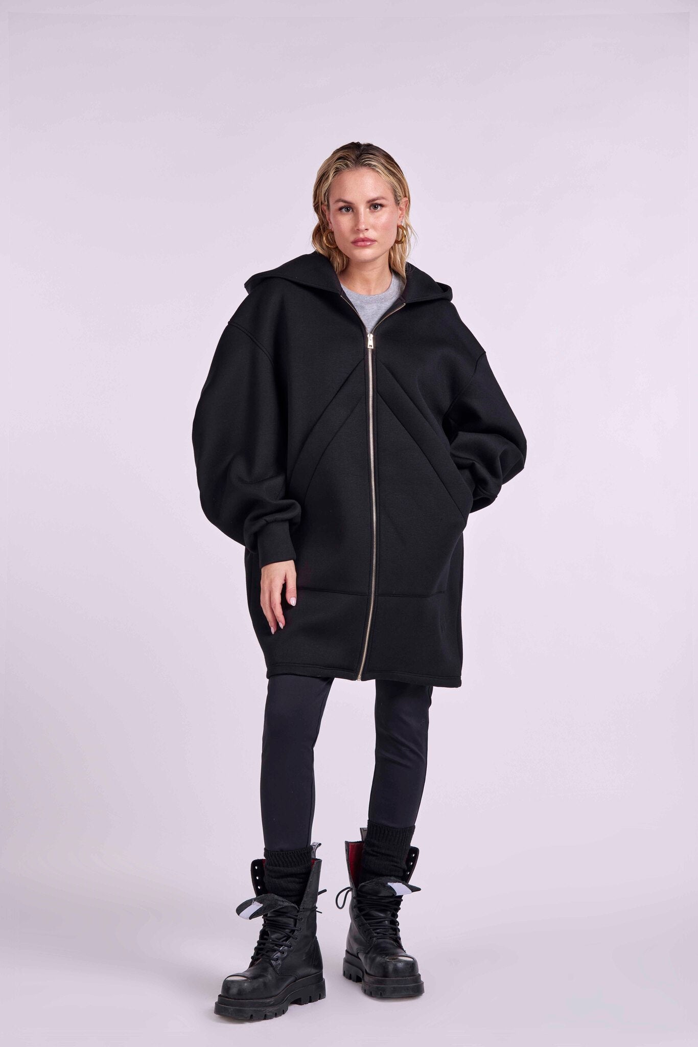 CAPPOTTO CON TASCHE DIAGONAL E ZIP LOGO "4GVS